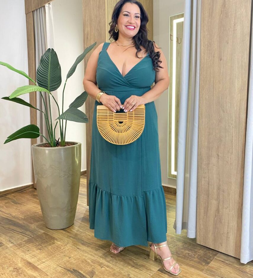 Vestido Longo sem Bojo Plus Alça e Detalhe Transpassado Verde - Fernanda Ramos Store