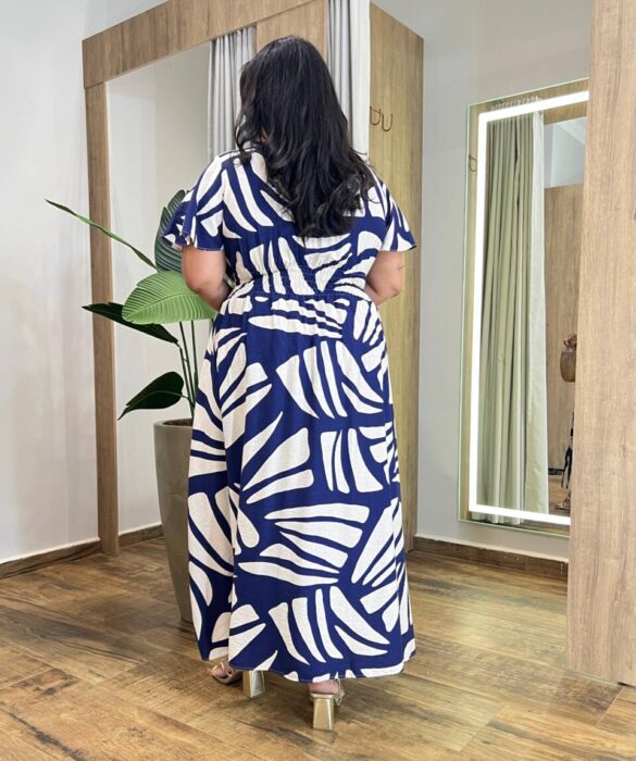 Vestido Longo sem Bojo Plus Manga Curta com Botões Estampado - Fernanda Ramos Store