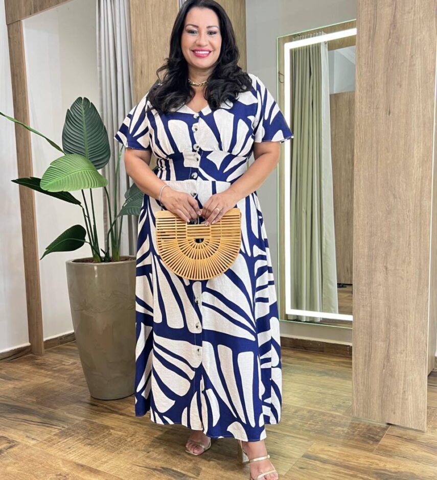 Vestido Longo sem Bojo Plus Manga Curta com Botões Estampado - Fernanda Ramos Store