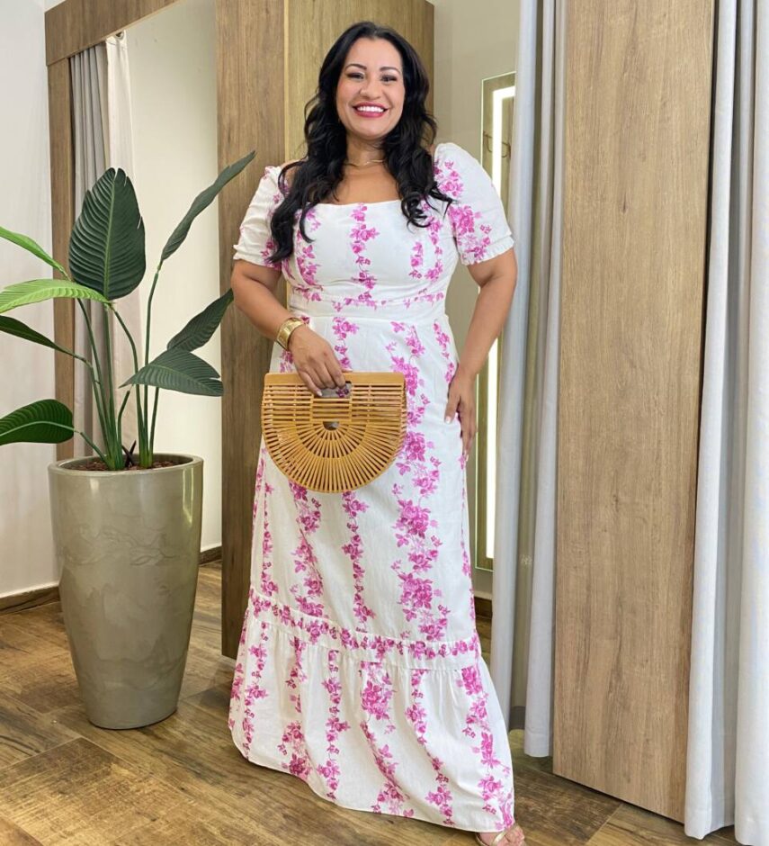 Vestido Longo sem Bojo Plus Manga Curta com Lastex Estampado Fúcsia - Fernanda Ramos Store