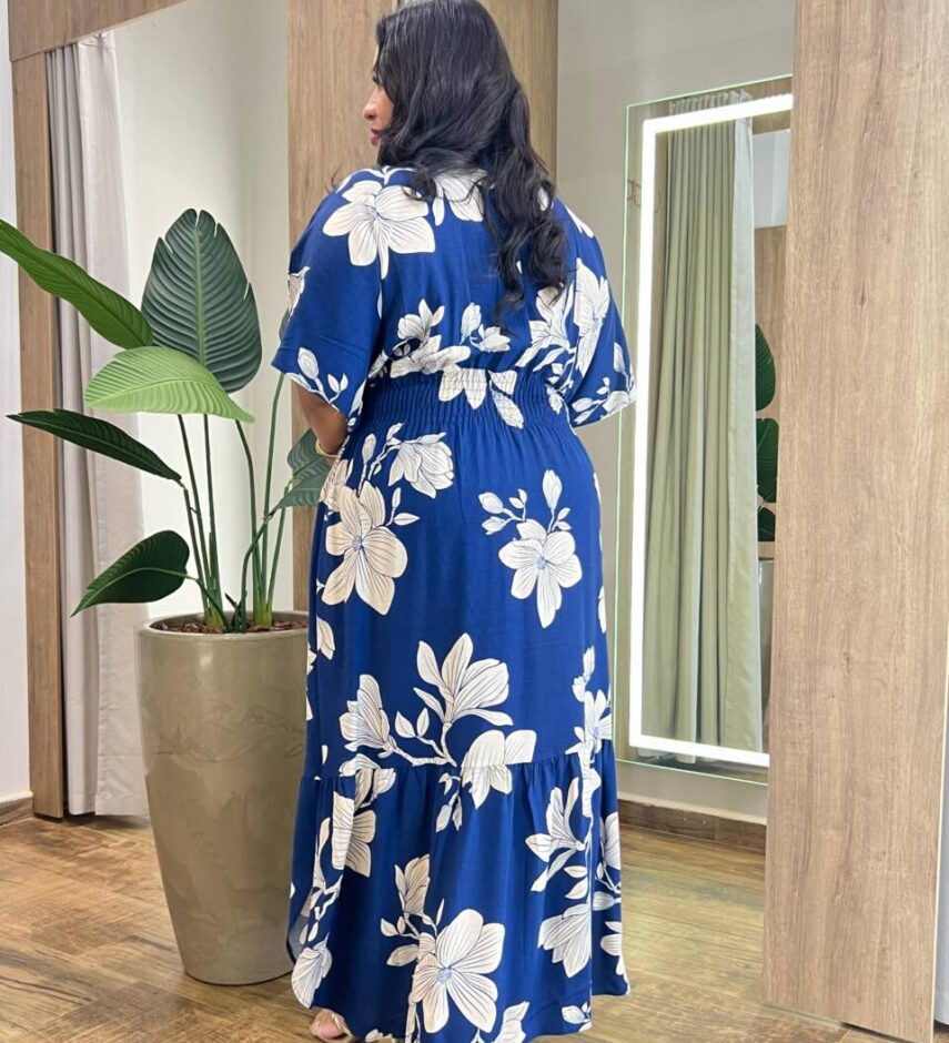 Vestido Longo sem Bojo Plus Manga Curta e Lastex Estampado - Fernanda Ramos Store