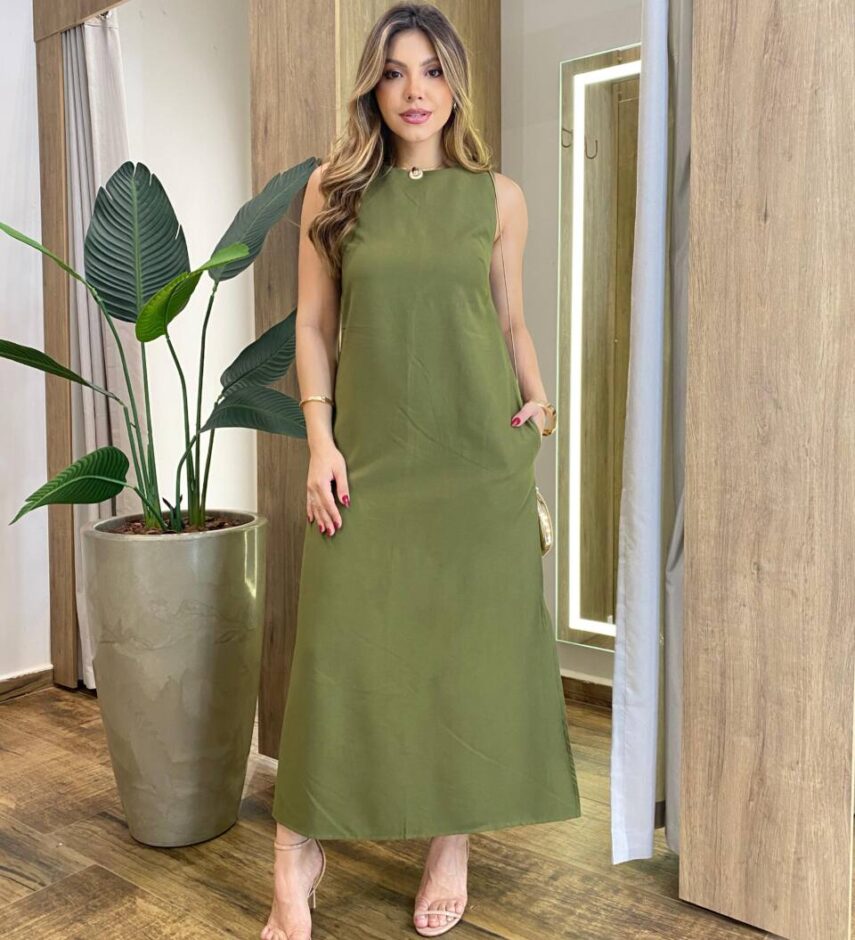 Vestido Midi Ana sem Bojo com Fenda Lateral e Bolsos Verde Oliva - Fernanda Ramos Store