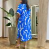 Vestido Midi Plus sem Bojo Fechamento em Botões Azul - Fernanda Ramos Store