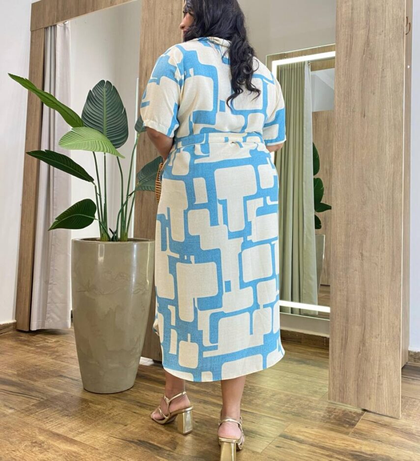 Vestido Midi Plus sem Bojo Fechamento em Botões Estampa Verde - Fernanda Ramos Store
