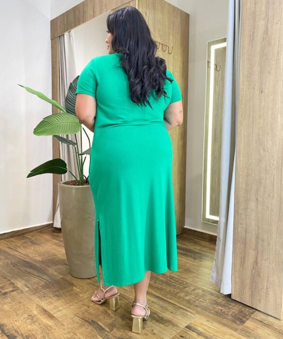 Vestido Midi Plus sem Bojo Malha Manga Curta Verde Bandeira - Fernanda Ramos Store