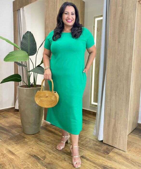 Vestido Midi Plus sem Bojo Malha Manga Curta Verde Bandeira - Fernanda Ramos Store