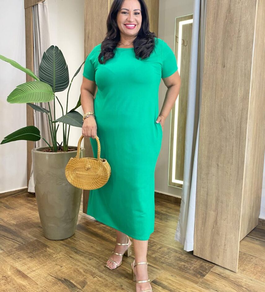 Vestido Midi Plus sem Bojo Malha Manga Curta Verde Bandeira - Fernanda Ramos Store