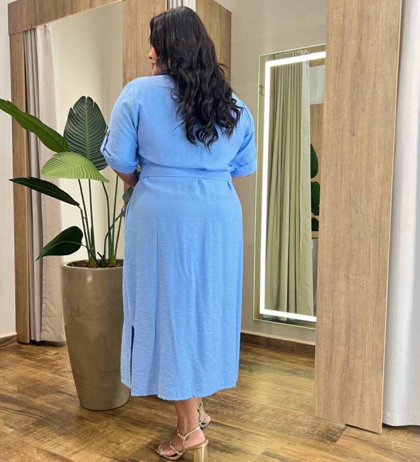 Vestido Midi Plus sem Bojo Manga 3/4 Detalhe em Botões Azul - Fernanda Ramos Store