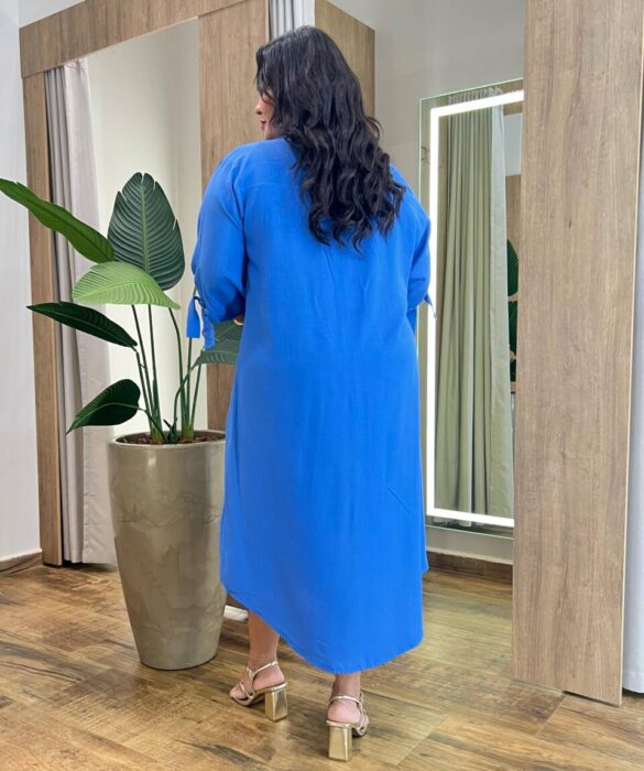 Vestido Midi Plus sem Bojo Manga 3/4 e Amarração Azul - Fernanda Ramos Store