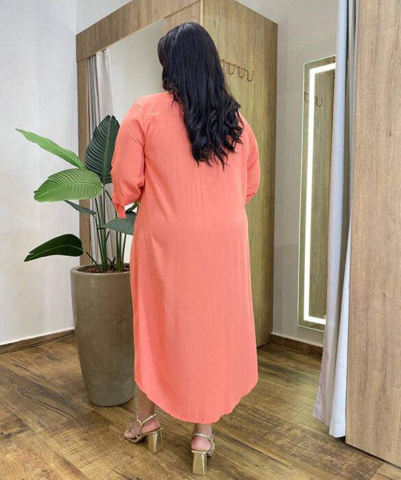 Vestido Midi Plus sem Bojo Manga 3/4 e Amarração Coral - Fernanda Ramos Store