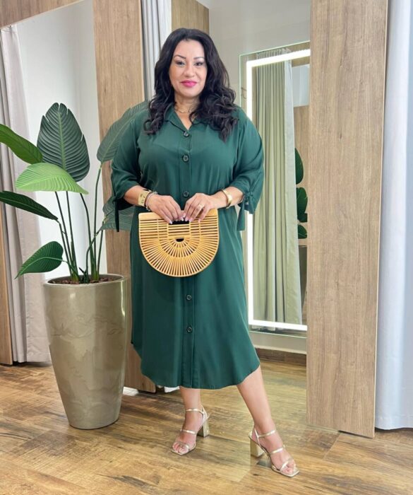 Vestido Midi Plus sem Bojo Manga 3/4 e Amarração Verde Escuro - Fernanda Ramos Store