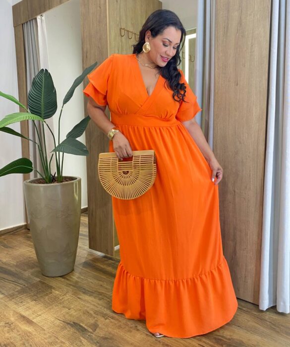 Vestido Midi Plus sem Bojo Manga Curta em Camadas Coral - Fernanda Ramos Store