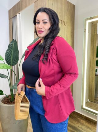 Blazer Manga Longa Feminino Plus com Bolsos Falsos Vinho - Fernanda Ramos Store
