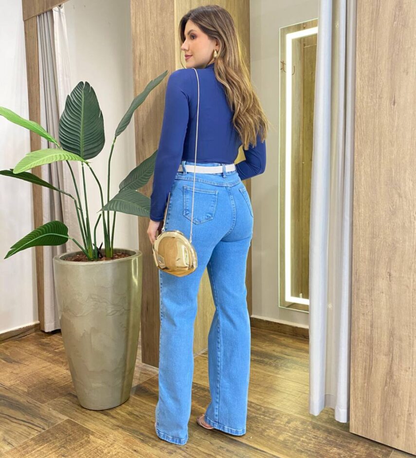 Body Feminino Amélia sem Bojo Manga Longa Gola Alta Azul - Fernanda Ramos Store