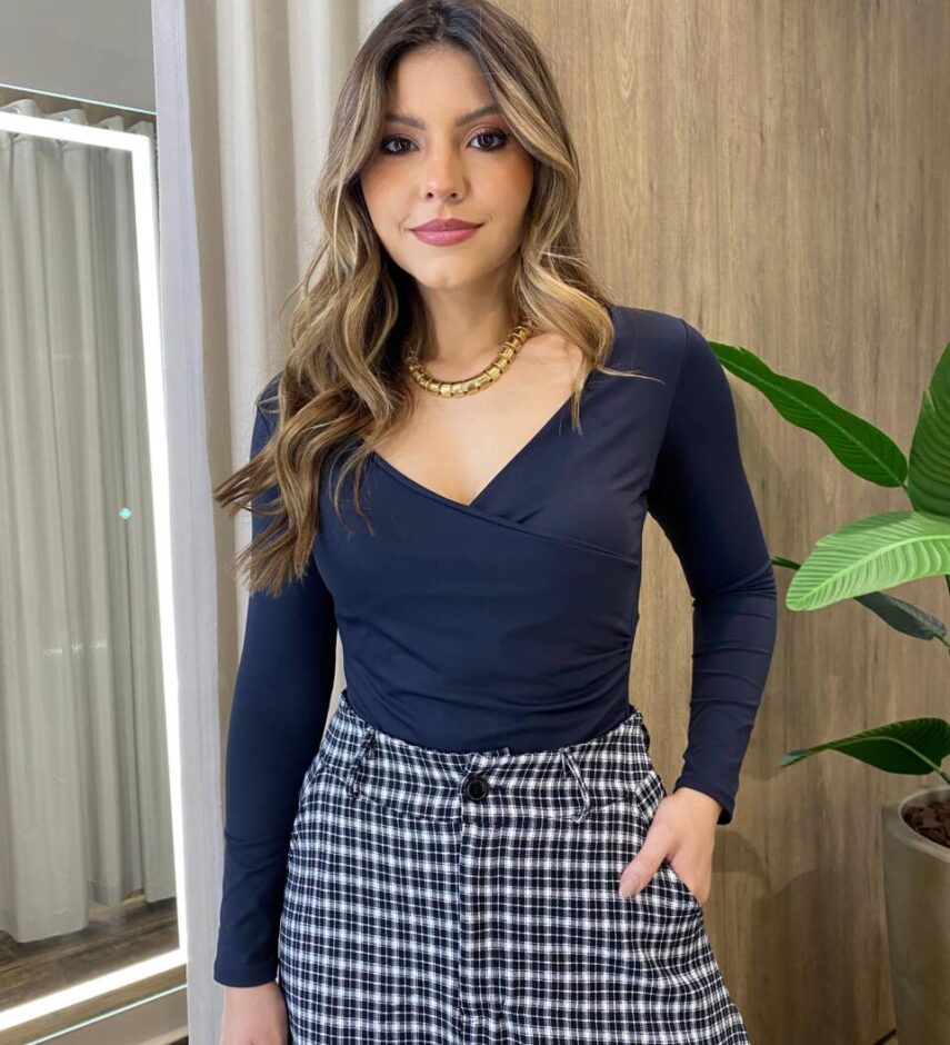 Body Feminino sem Bojo Decote em V Manga Longa Preto - Fernanda Ramos Store