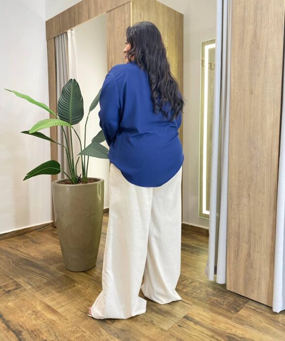 Camisa Feminina Social Plus Manga Longa com Botões Azul Marinho - Fernanda Ramos Store
