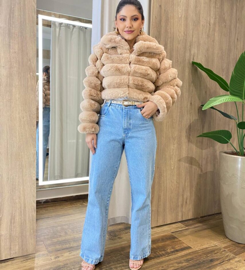 Casaco Feminino Barbara com Pelinhos Bege - Fernanda Ramos Store