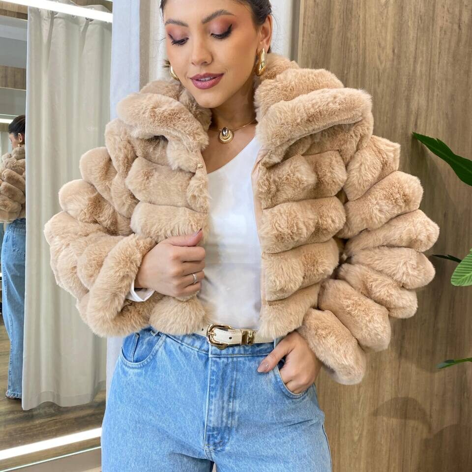 Casaco Feminino de Pelinhos| Fernanda Ramos Store