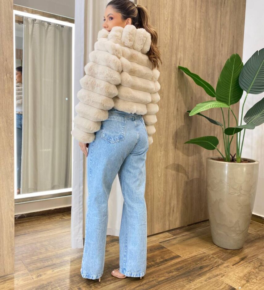 Casaco Feminino Barbara com Pelinhos Nude - Fernanda Ramos Store