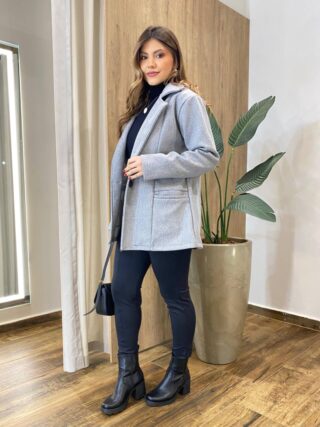 Casaco Feminino Thais Manga Longa com Bolsos Lã Batida Cinza - Fernanda Ramos Store