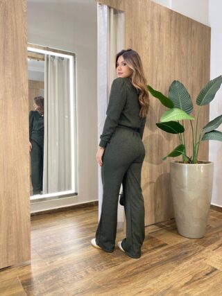 Conjunto Feminino Carol Blusa Manga Longa Princesa e Calça Verde - Fernanda Ramos Store