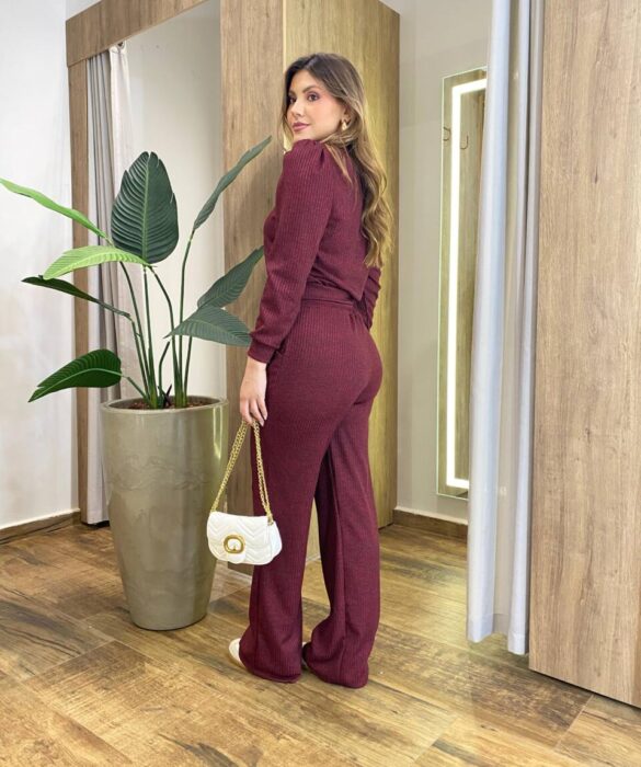 Conjunto Feminino Carol Blusa Manga Longa Princesa e Calça Vinho - Fernanda Ramos Store