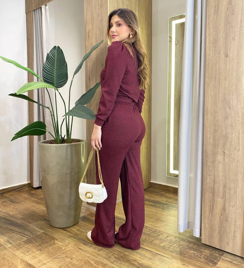 Conjunto Feminino Carol Blusa Manga Longa Princesa e Calça Vinho - Fernanda Ramos Store