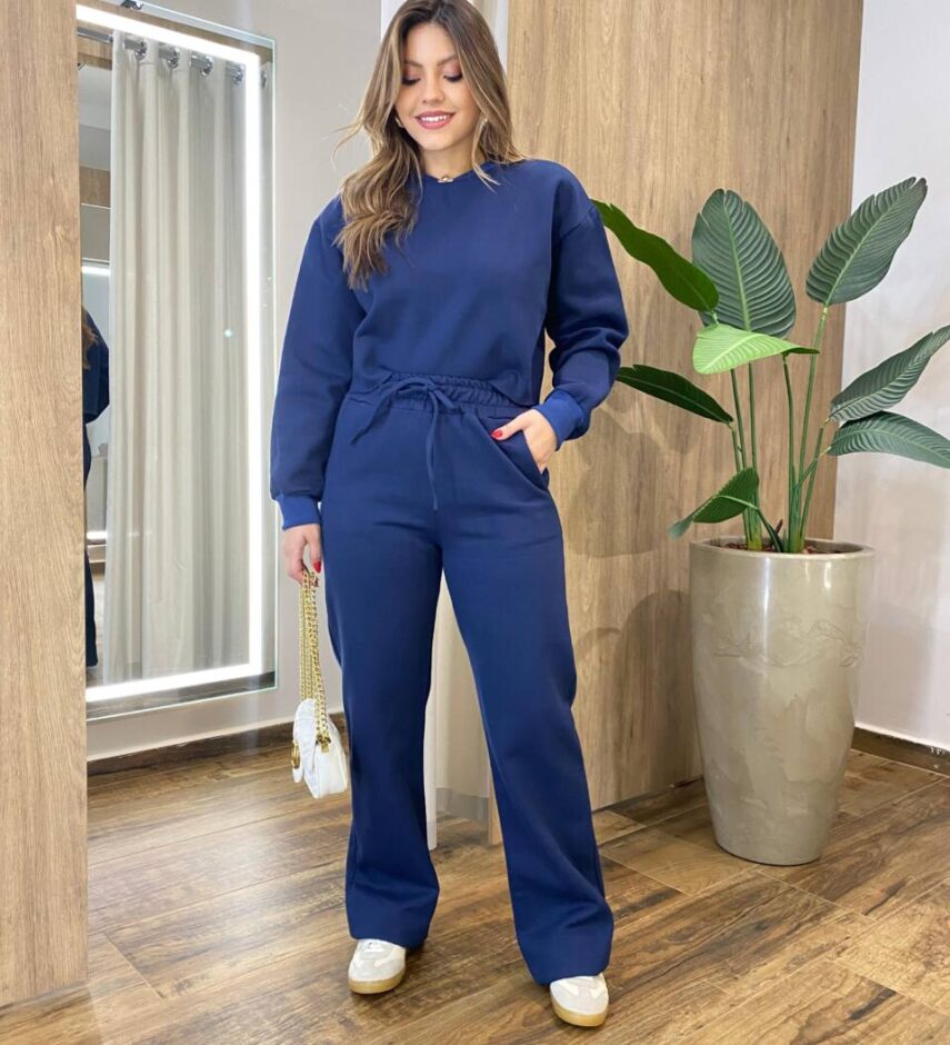 Conjunto Feminino Moletom Lua Cropped Manga Longa e Calça Azul - Fernanda Ramos Store
