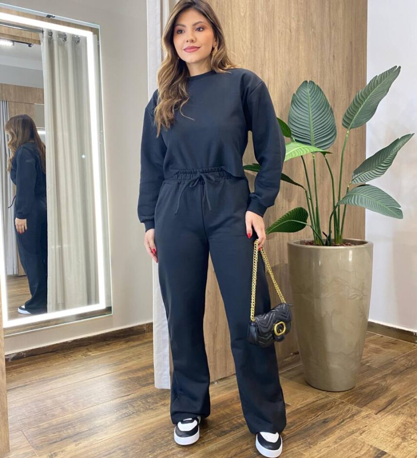 Conjunto Feminino Moletom Lua Cropped Manga Longa e Calça Preto - Fernanda Ramos Store
