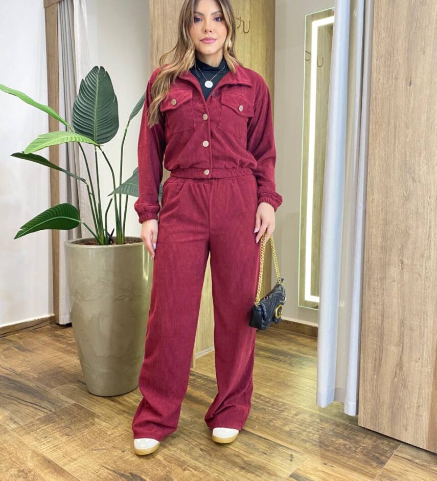 Conjunto Feminino Stella Jaqueta e Calça Veludo Vinho - Fernanda Ramos Store