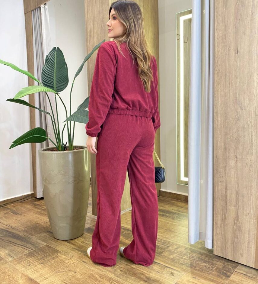 Conjunto Feminino Stella Jaqueta e Calça Veludo Vinho - Fernanda Ramos Store
