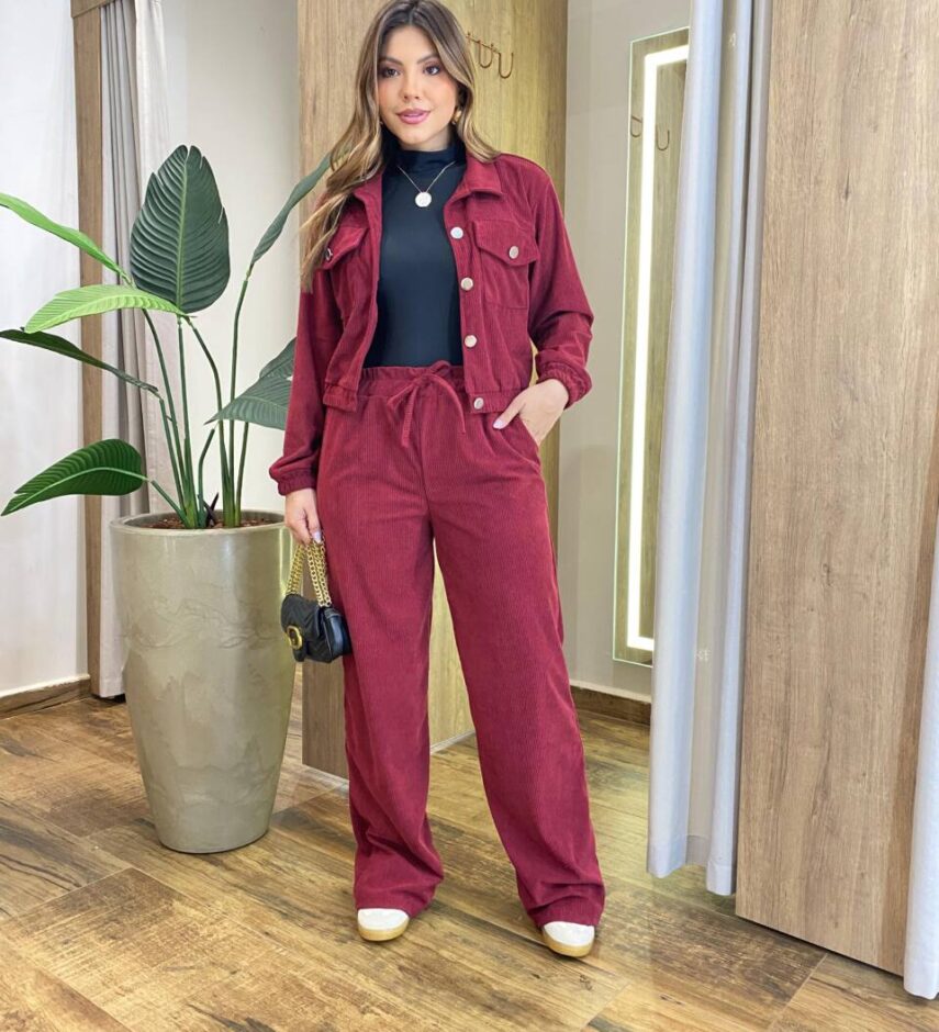 Conjunto Feminino Stella Jaqueta e Calça Veludo Vinho - Fernanda Ramos Store