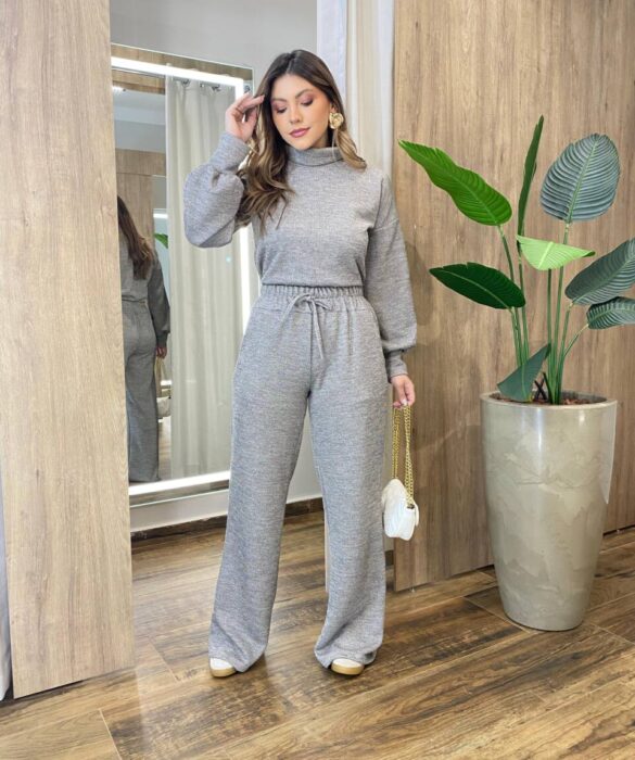 Conjunto Feminino Tricot Camily Blusa Gola Alta e Calça Cinza Claro - Fernanda Ramos Store