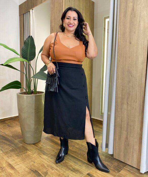 Cropped Feminino Plus Elizabeth com Bojo Couro Eco Caramelo - Fernanda Ramos Store