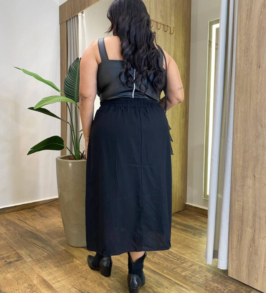 Cropped Feminino Plus Elizabeth com Bojo Couro Eco Preto - Fernanda Ramos Store