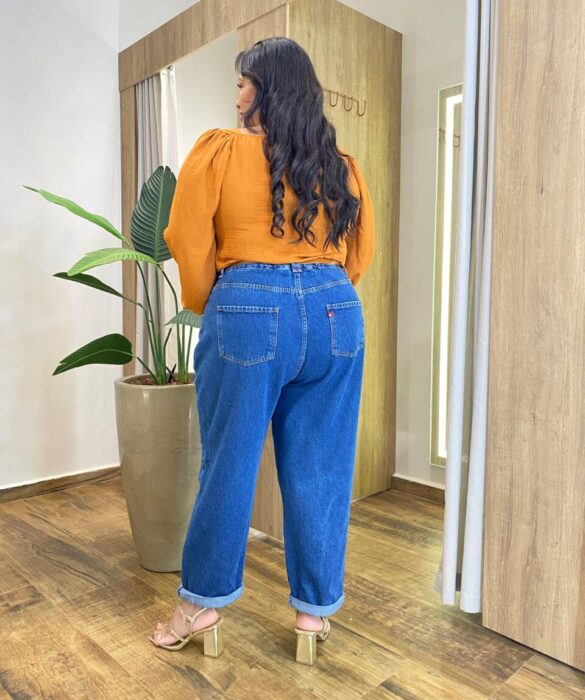 Cropped Feminino Plus sem Bojo Manga Longa com Botões Caramelo - Fernanda Ramos Store