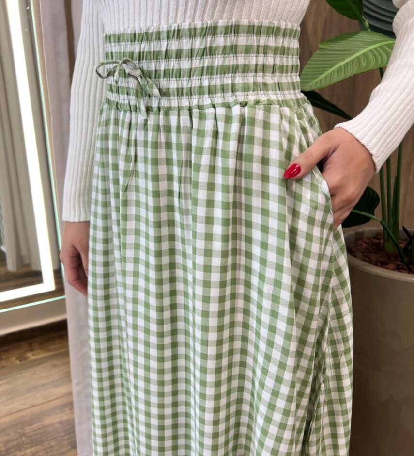 Saia Longa Feminina Amélia com Bolsos e Amarração Verde - Fernanda Ramos Store