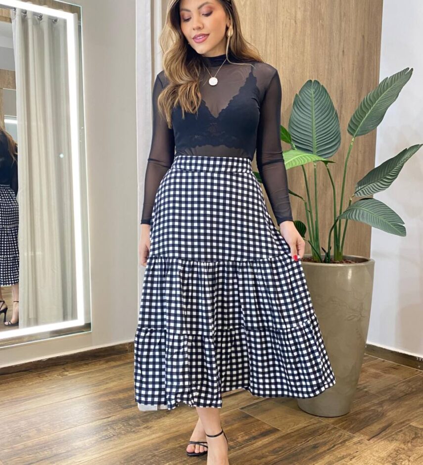 Saia Midi Feminina Amanda com Lastex Xadrez Preto - Fernanda Ramos Store