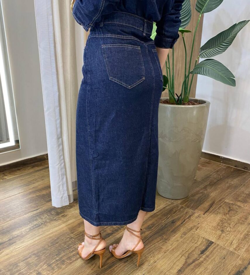 Saia Midi Feminina Renata Jeans Escuro com Fenda e Bolsos - Fernanda Ramos Store