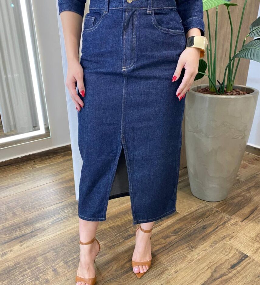 Saia Midi Feminina Renata Jeans Escuro com Fenda e Bolsos - Fernanda Ramos Store