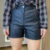 Short Feminino Marinara Couro Eco com Bolsos - Fernanda Ramos Store