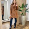 Casaco Feminino Ana Manga Longa com Pelinhos Caramelo - Fernanda Ramos Store