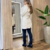 Casaco Feminino Ana Manga Longa com Pelinhos Off White - Fernanda Ramos Store
