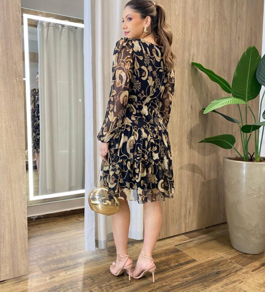 Vestido Feminino Curto Margarida Manga Longa Preto Flores Douradas - Fernanda Ramos Store