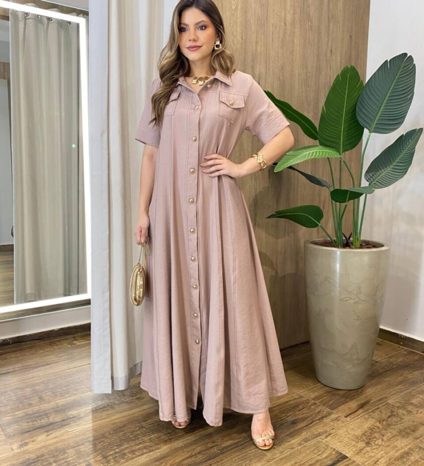 Vestido Longo Izzie sem Bojo Manga Curta Detalhes em Botões Bege - Fernanda Ramos Store