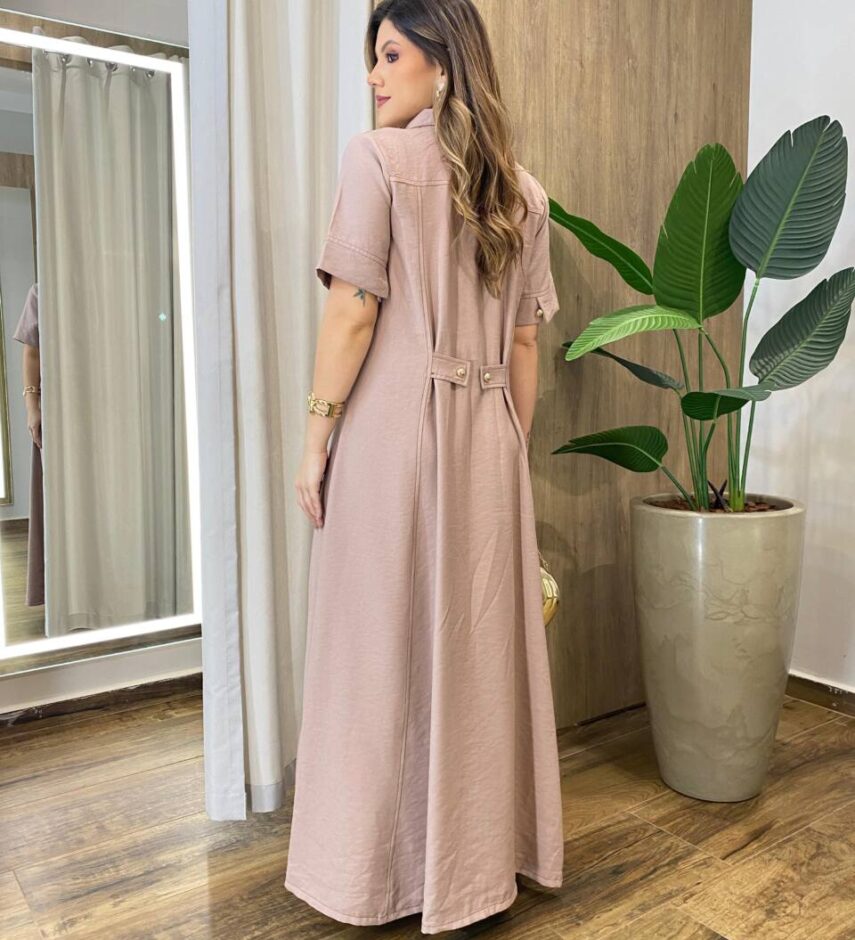 Vestido Longo Izzie sem Bojo Manga Curta Detalhes em Botões Bege - Fernanda Ramos Store