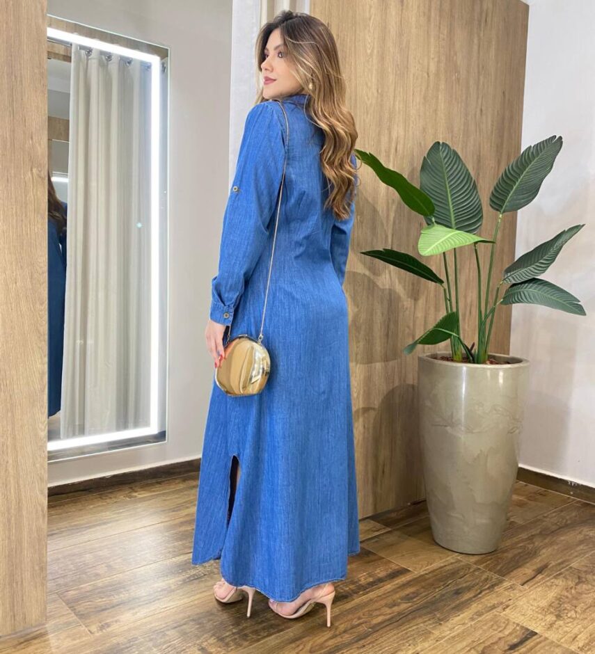 Vestido Maggie Longo sem Bojo Manga Longa com Botões Jeans Claro - Fernanda Ramos Store