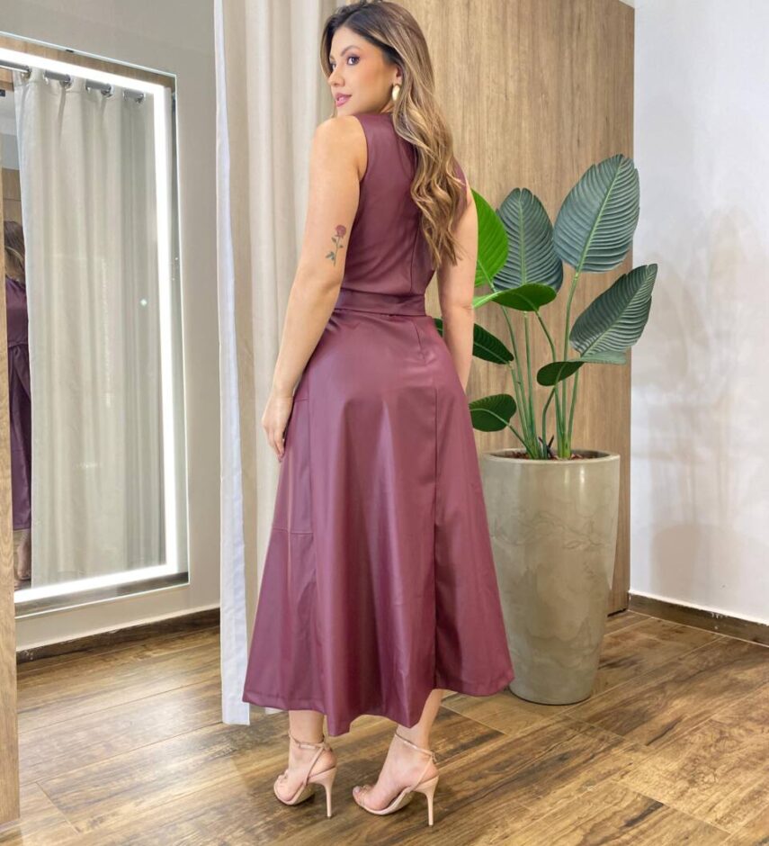 Vestido Midi Bailey sem Bojo Zíper e Amarração Couro Eco Vinho - Fernanda Ramos Store
