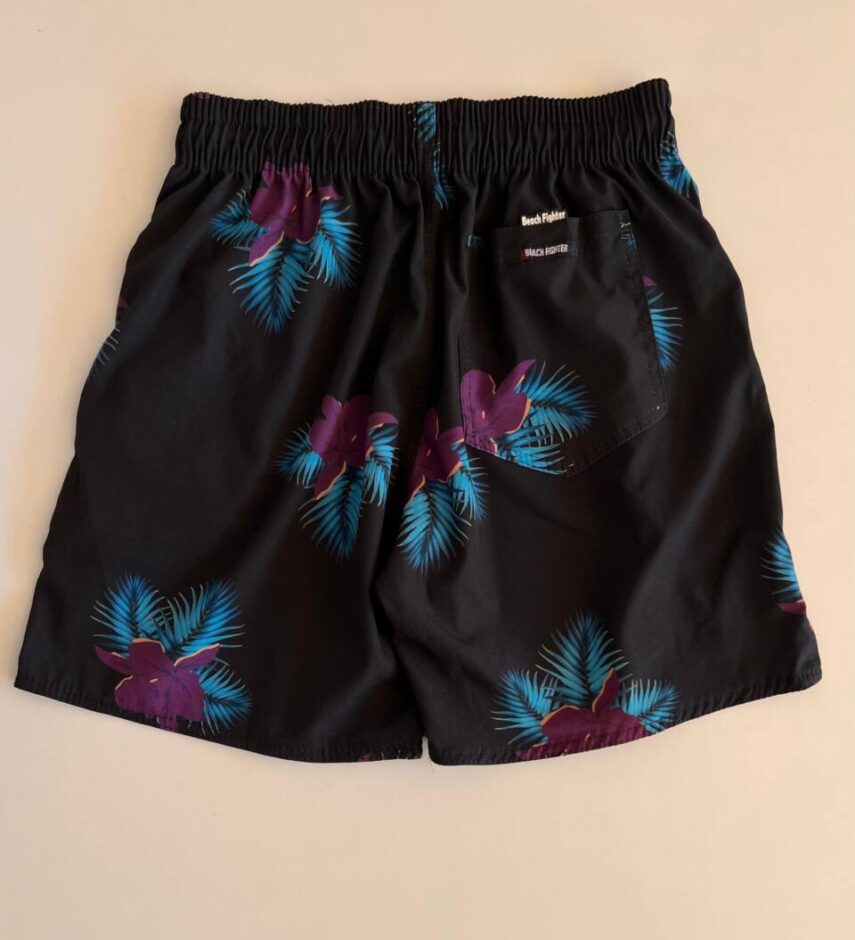 Bermuda Masculina Tactel com Elástico e Bolsos Preto Floral - Fernanda Ramos Store