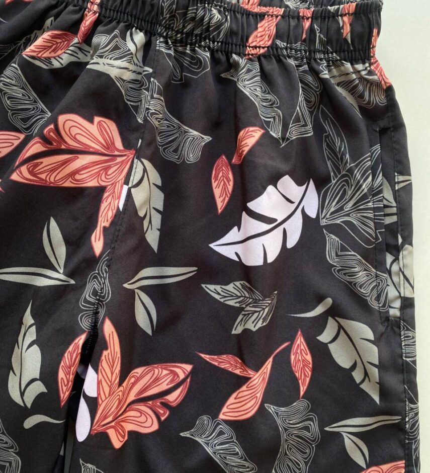 Bermuda Masculina Tactel com Elástico Tropical Preta - Fernanda Ramos Store